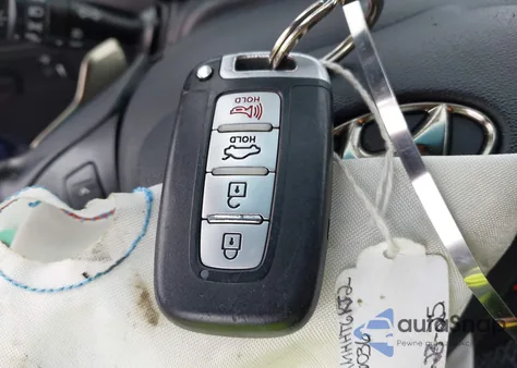 2015 Hyundai Genesis 3.8 Base z USA, uszkodzony, nr VIN KMHHT6KJ2FU126036